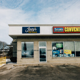 Joey's Fish Shack C-store - Wallaceburg Exterior